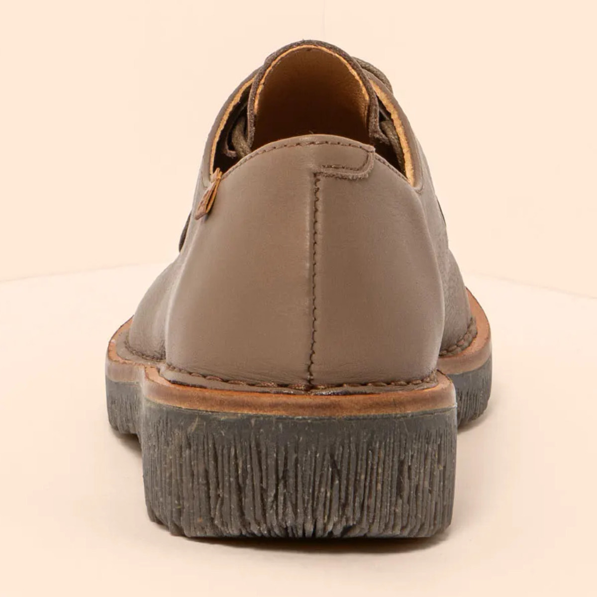 Zapatos N5584 SOFT NAPPA PLUME/ VOLCANO color Plume