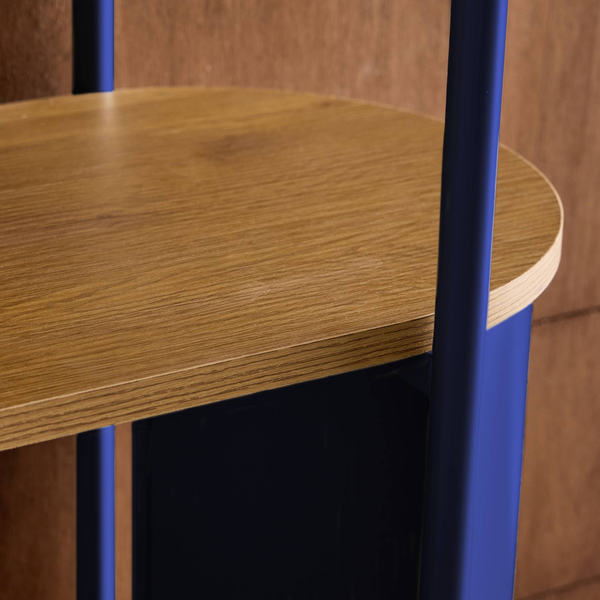 Etagère bibliothèque métal courbé et décor bois 5 niveaux MOLTO