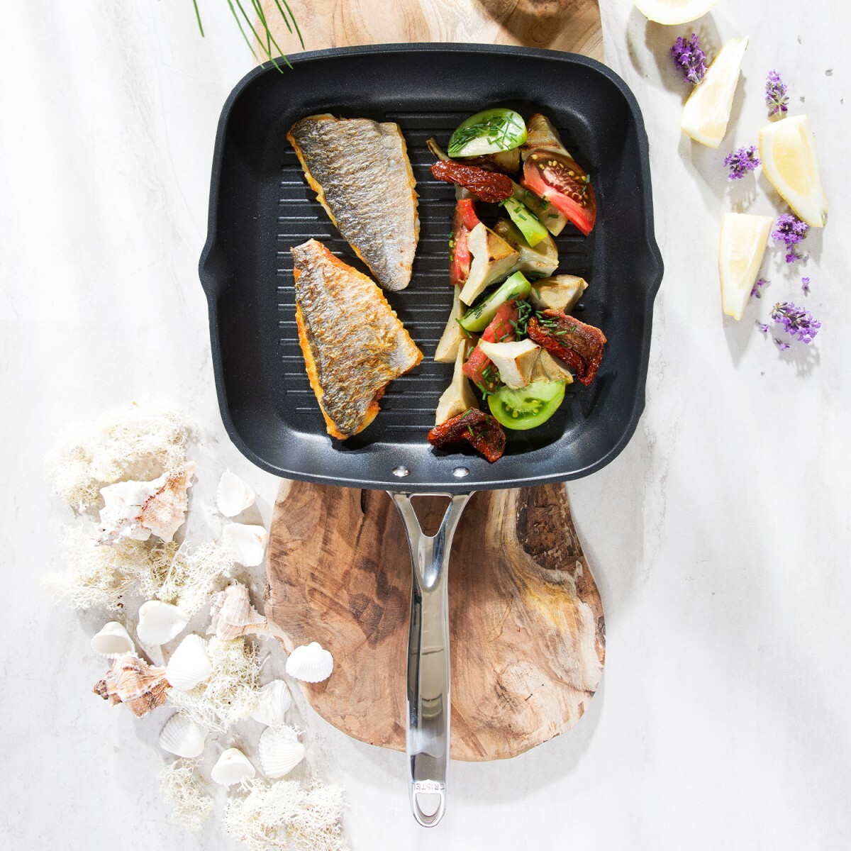 Gril carré en aluminium antiadhésif 28 cm