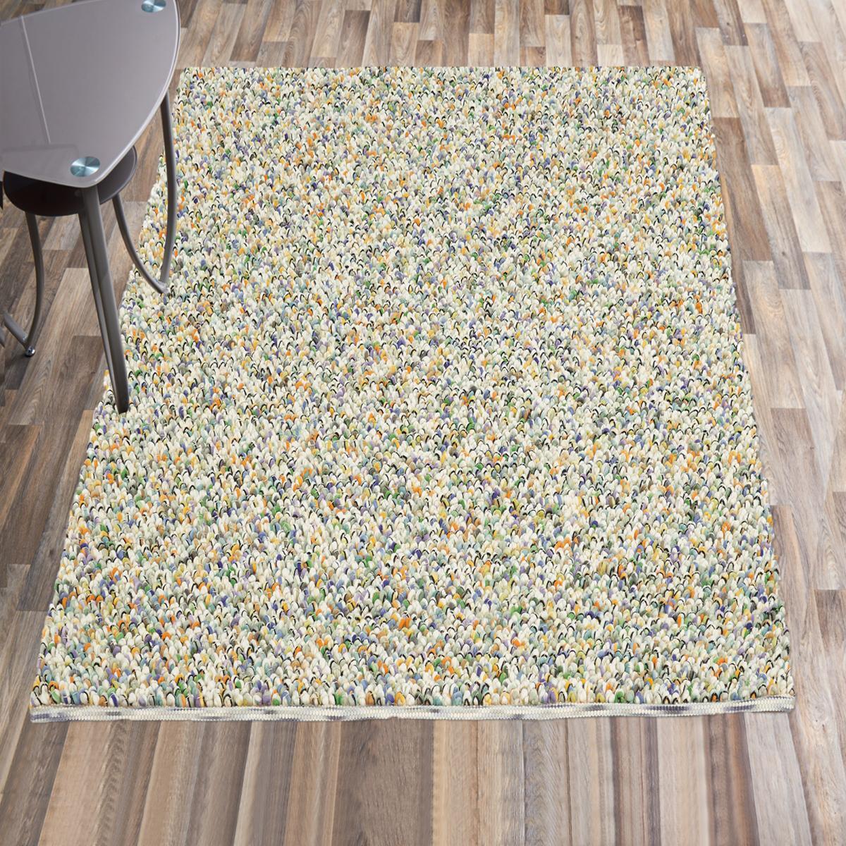 Tapis salon et chambre tissé en laine motif faux uni ULGU