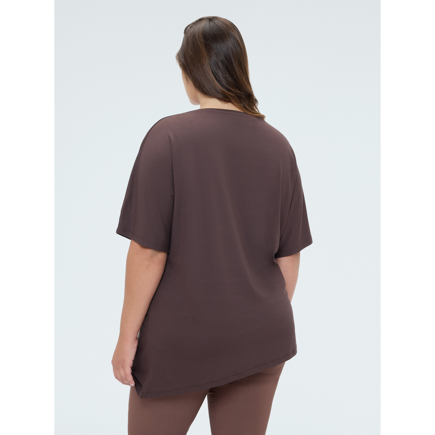 Fiorella Rubino - T-shirt in viscosa con strass sullo scollo - Marrone