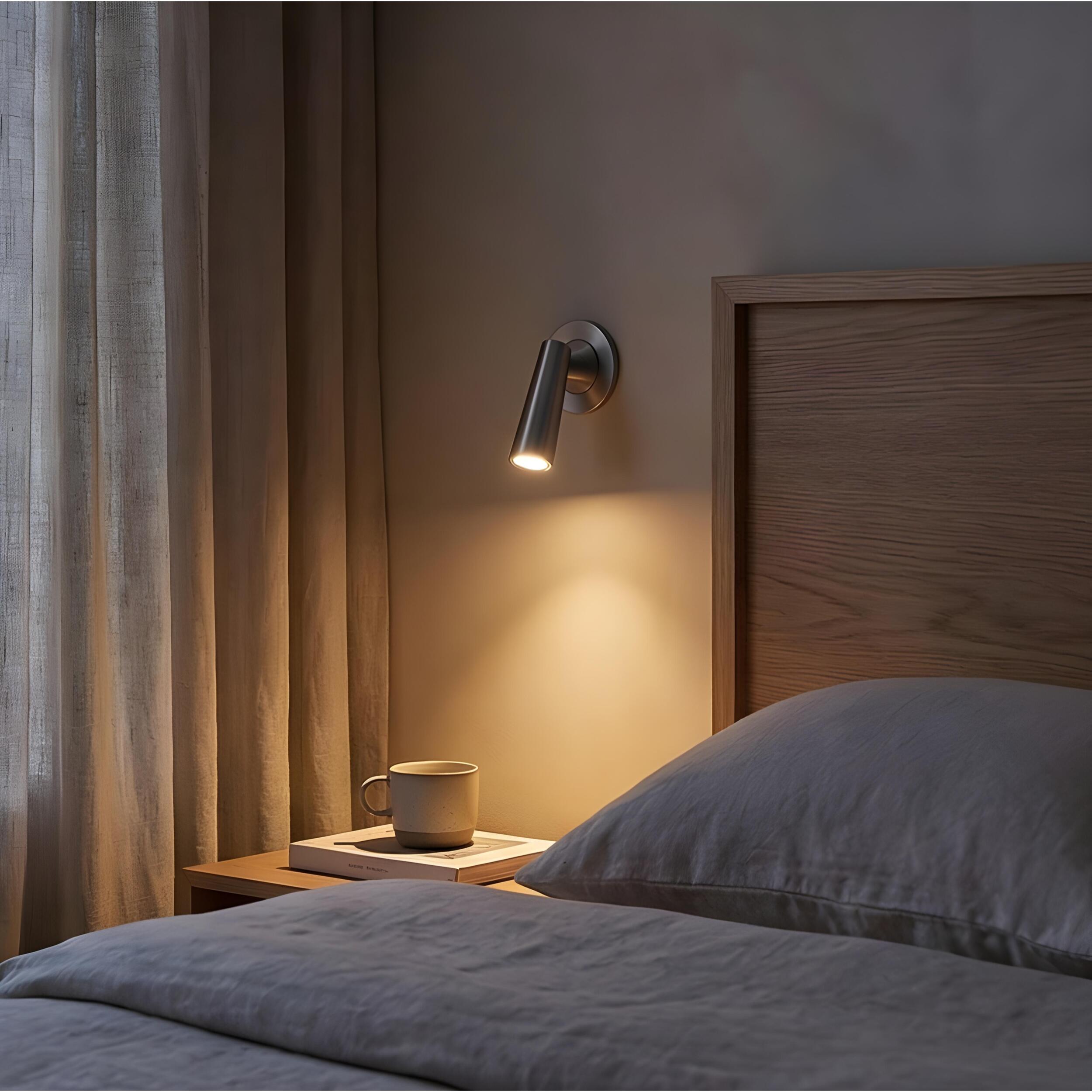 Ledsc4 LedsC4 Luz de Lectura LED Gamma Mini para Interior, 137lm 2700K, Níquel Satinado, Cabezal Orientable, Confort Visual, Instalación Rápida, Puerto USB en Algunos Modelos