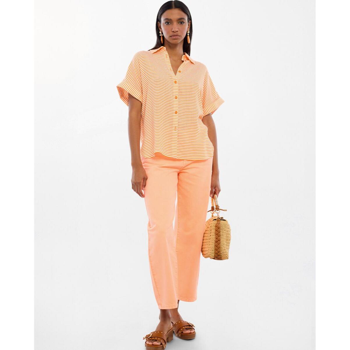 Maglietta a maniche corte con righe orizzontali