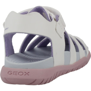 Sandalias Niña de la marca GEOX  modelo B SANDAL FUSBETTO GI BLANCO