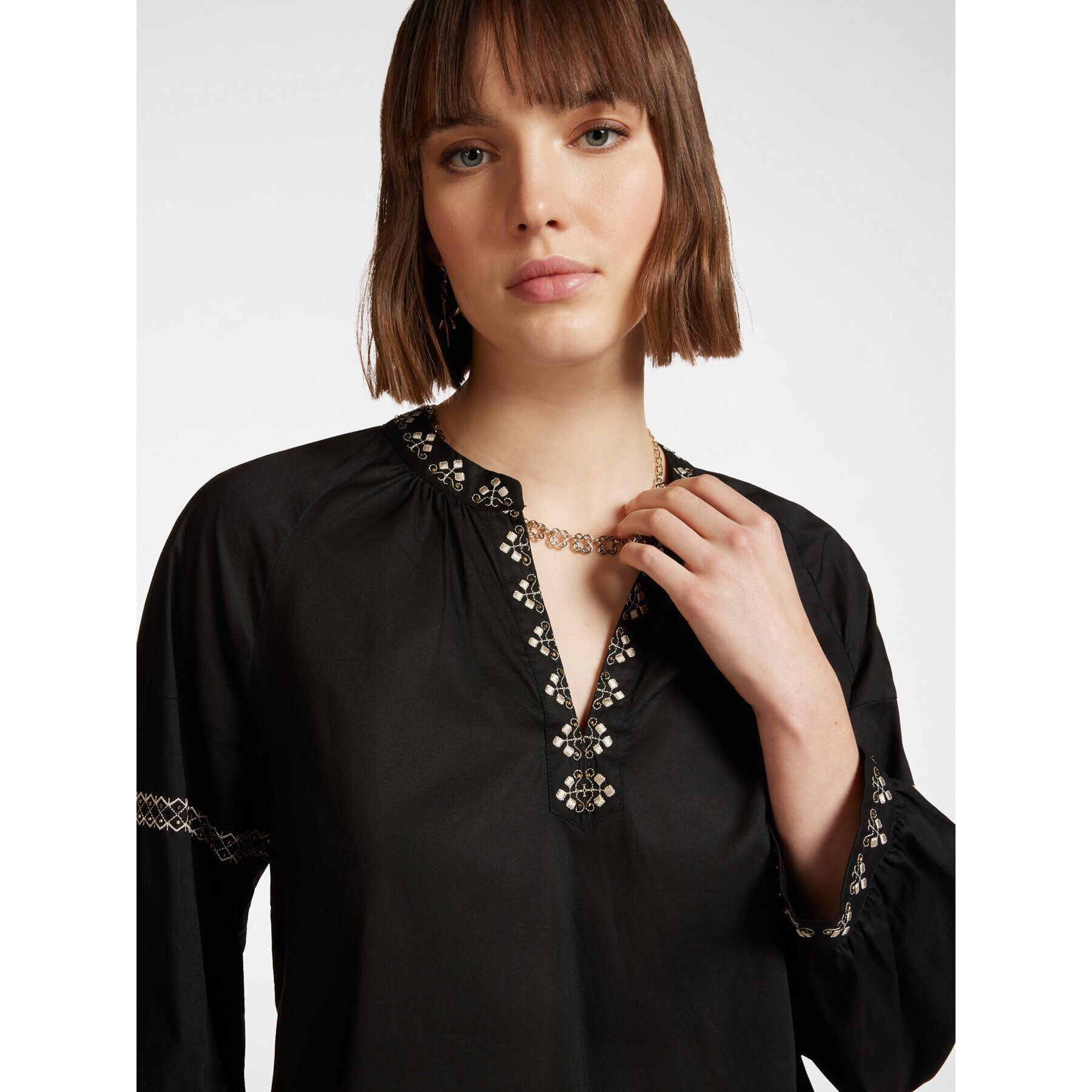 Elena Mirò - Blusa con bordado étnico - Negro