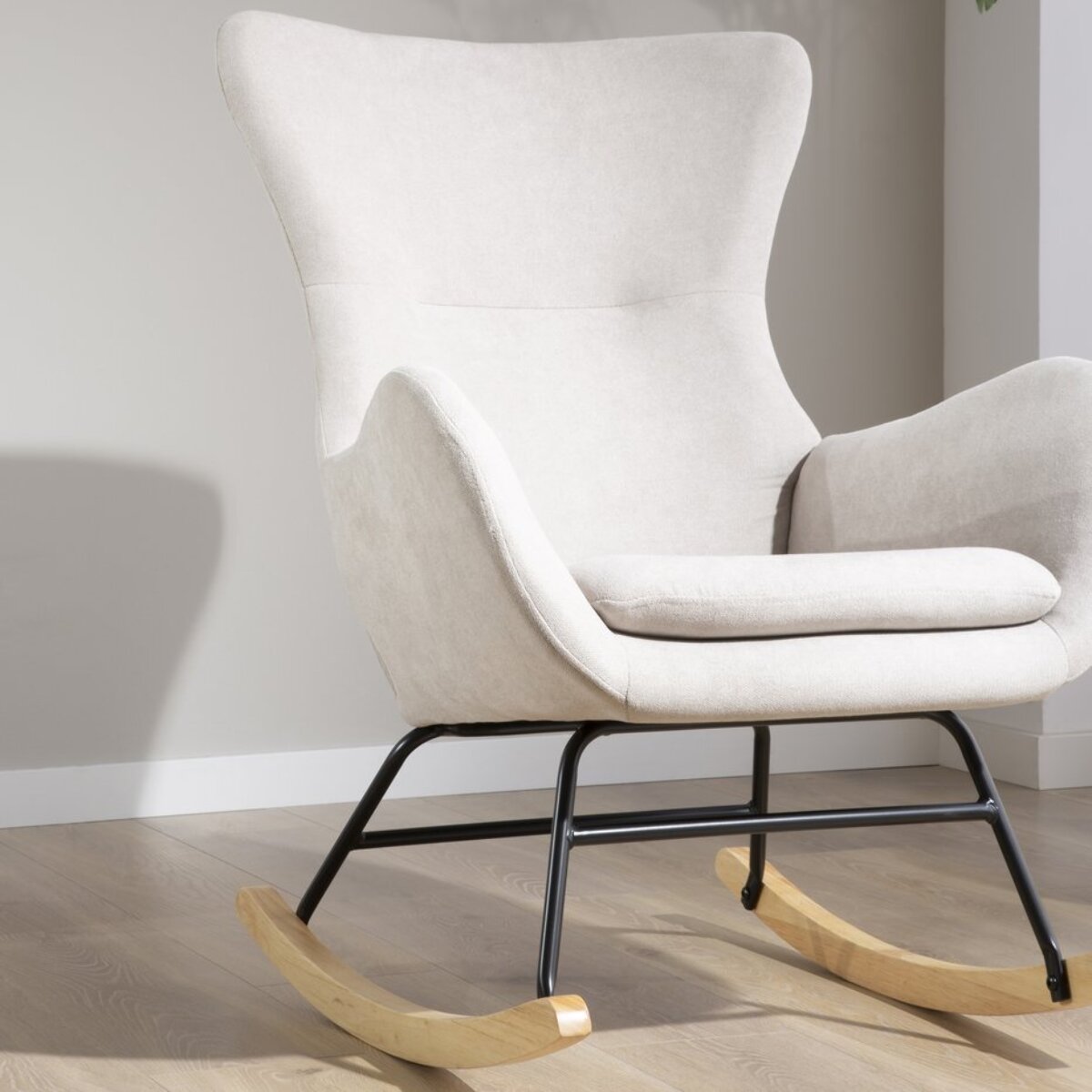 Fauteuil Vinci -siège en acier, contreplaqué, mousse et tissu-couleur beige 92 x 80 x 67 cm