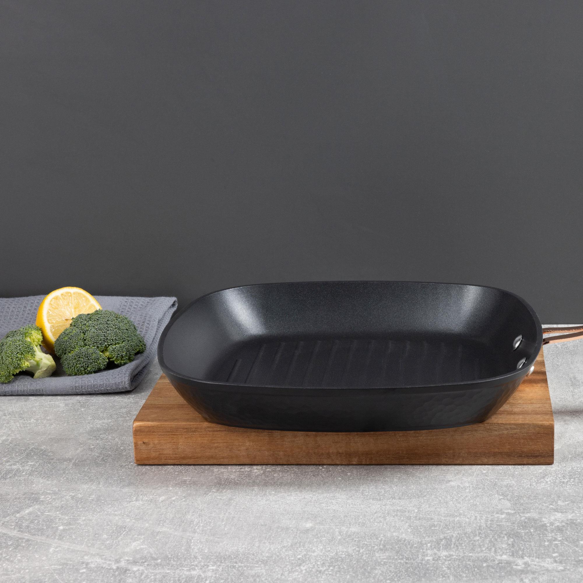 sartén grill 28x28cm en aluminio forjado antiadherente en color negro mate