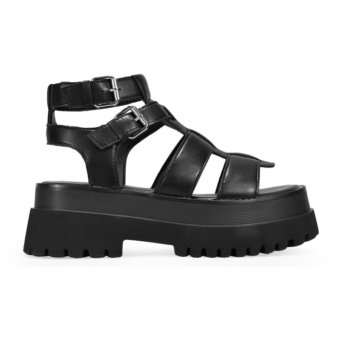 Sandalias de plataforma negras con suela track y hebilla