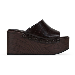Sandalias de cuña burdeos efecto cocodrilo