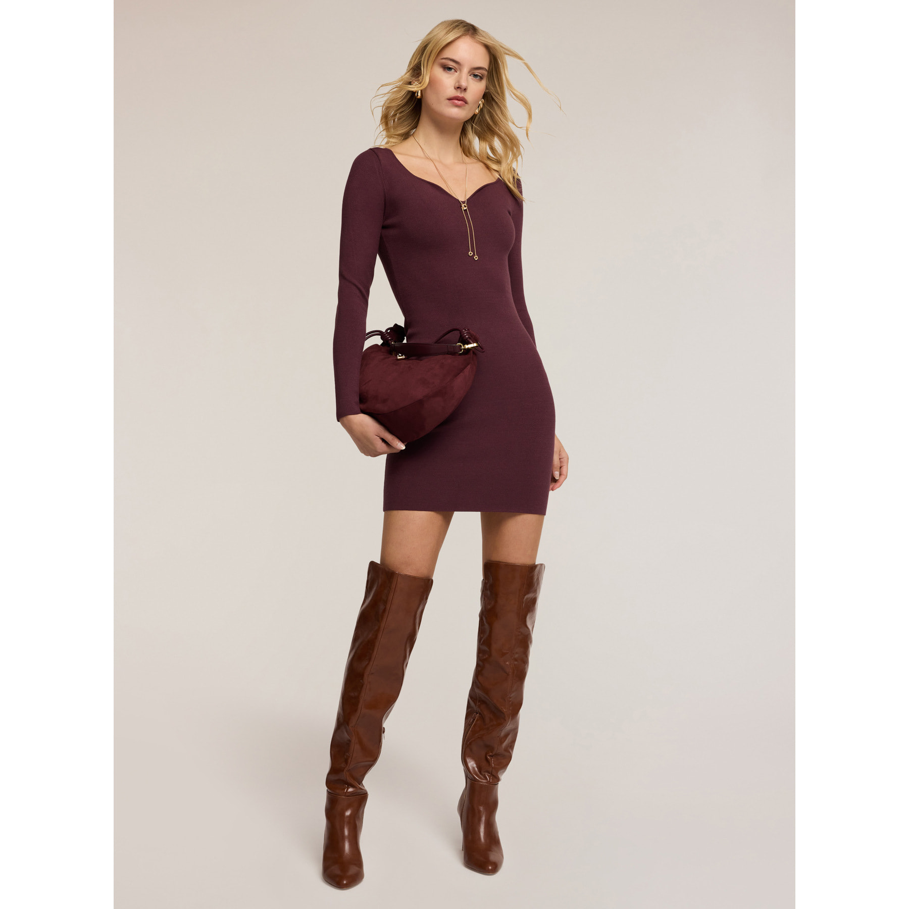 Motivi - Vestido ajustado de punto con escote corazón - Burgundy