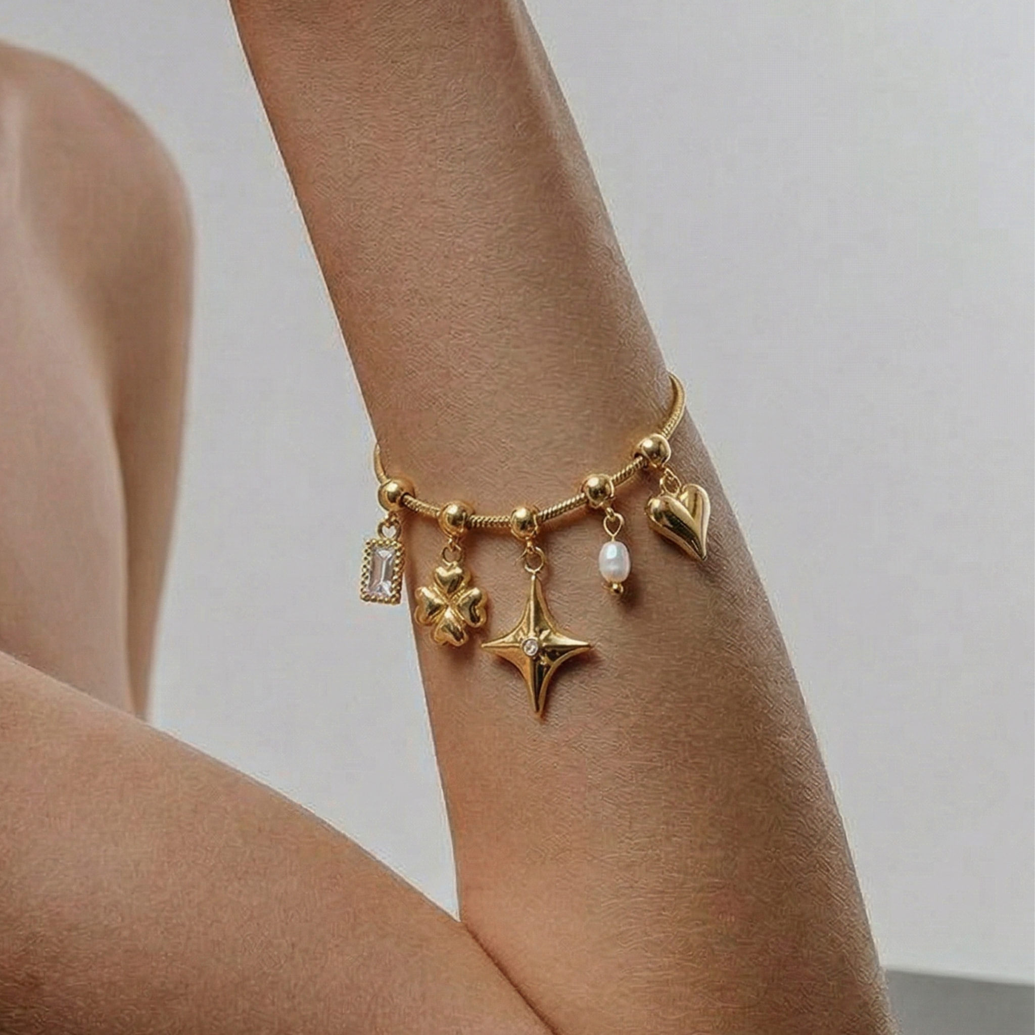Pulsera Radlo acabado oro amarillo 18k