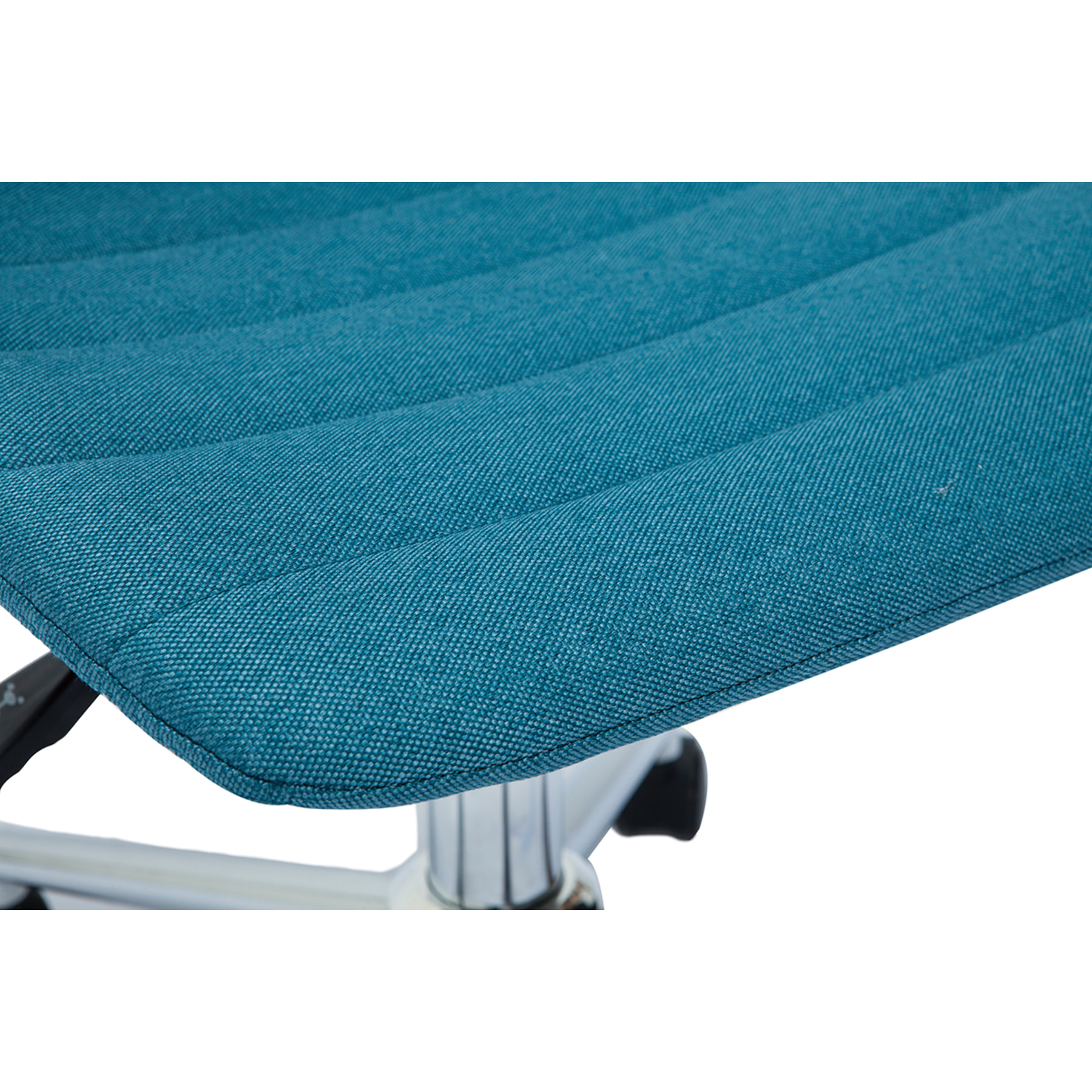 Chaise de bureau à roulettes design en tissu bleu canard et acier chromé SAURY