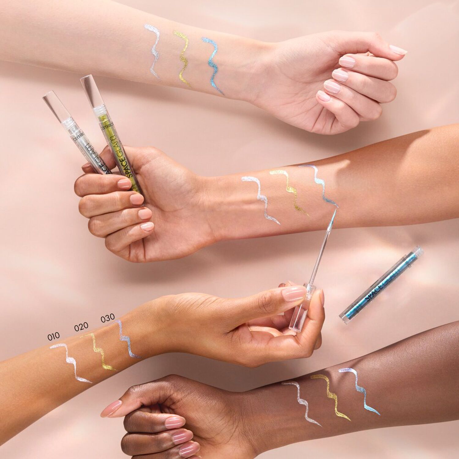 Space Glam Liquid Effect Eyeliner - Eyeliner Hyper Pigmenté Longue Tenue