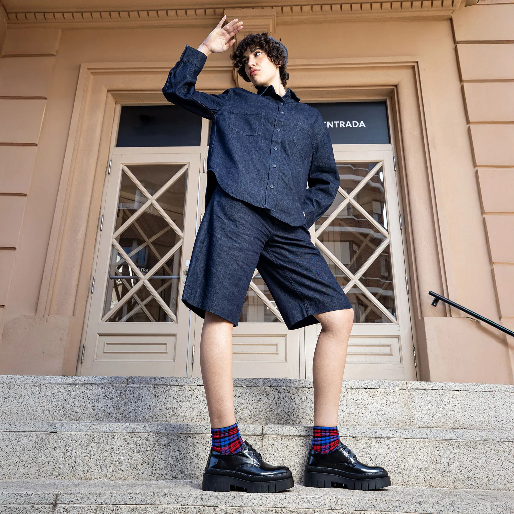 Zapatos 1952 NAPPA SHINNY BLACK/ AMBERES color Black