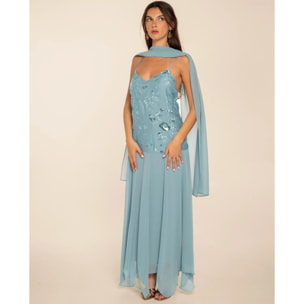 Vestido midi con cuerpo de bordados y gasa