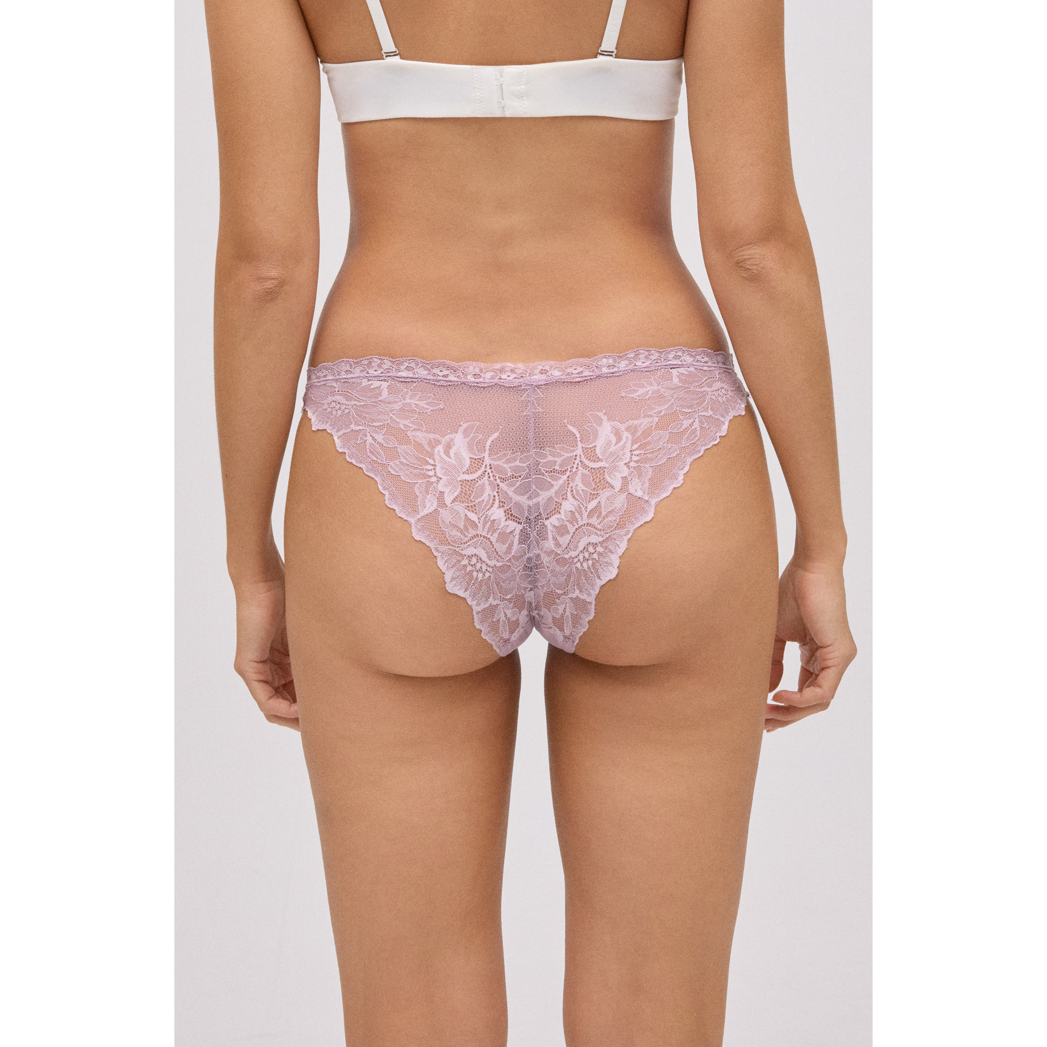 Slip brasiliano elasticizzato con pizzo lilla