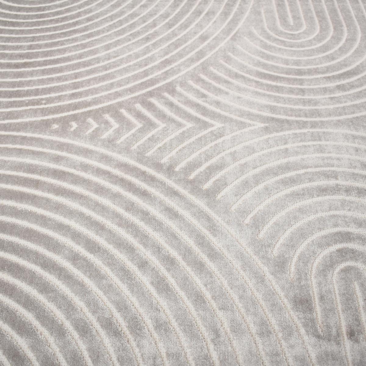 Tapis fin Nigo en viscose, fabriqué en Belgique