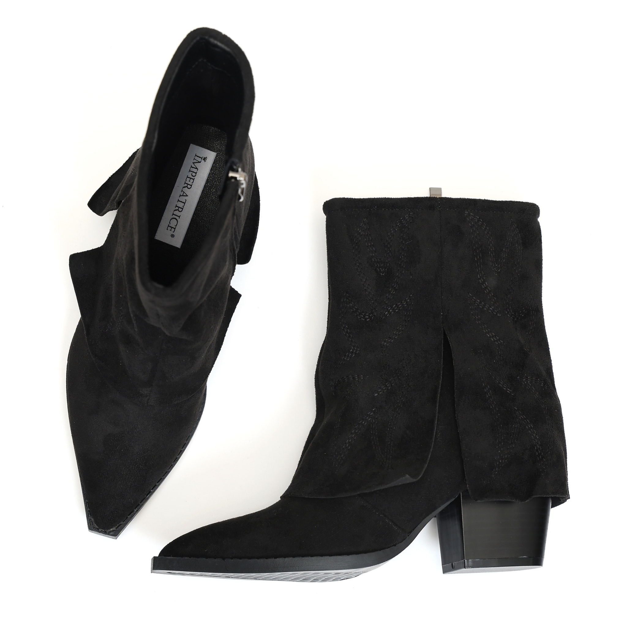 Stivaletti texani in simil pelle scamosciata con risvolto e ricamo