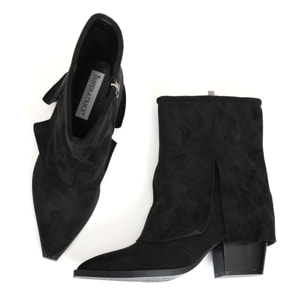 Stivaletti texani in simil pelle scamosciata con risvolto e ricamo