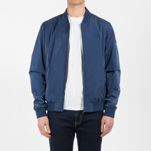 Giubbino nylon con patch su manica