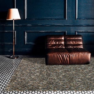 Tapis shaggy tissé en laine motif faux uni RABI