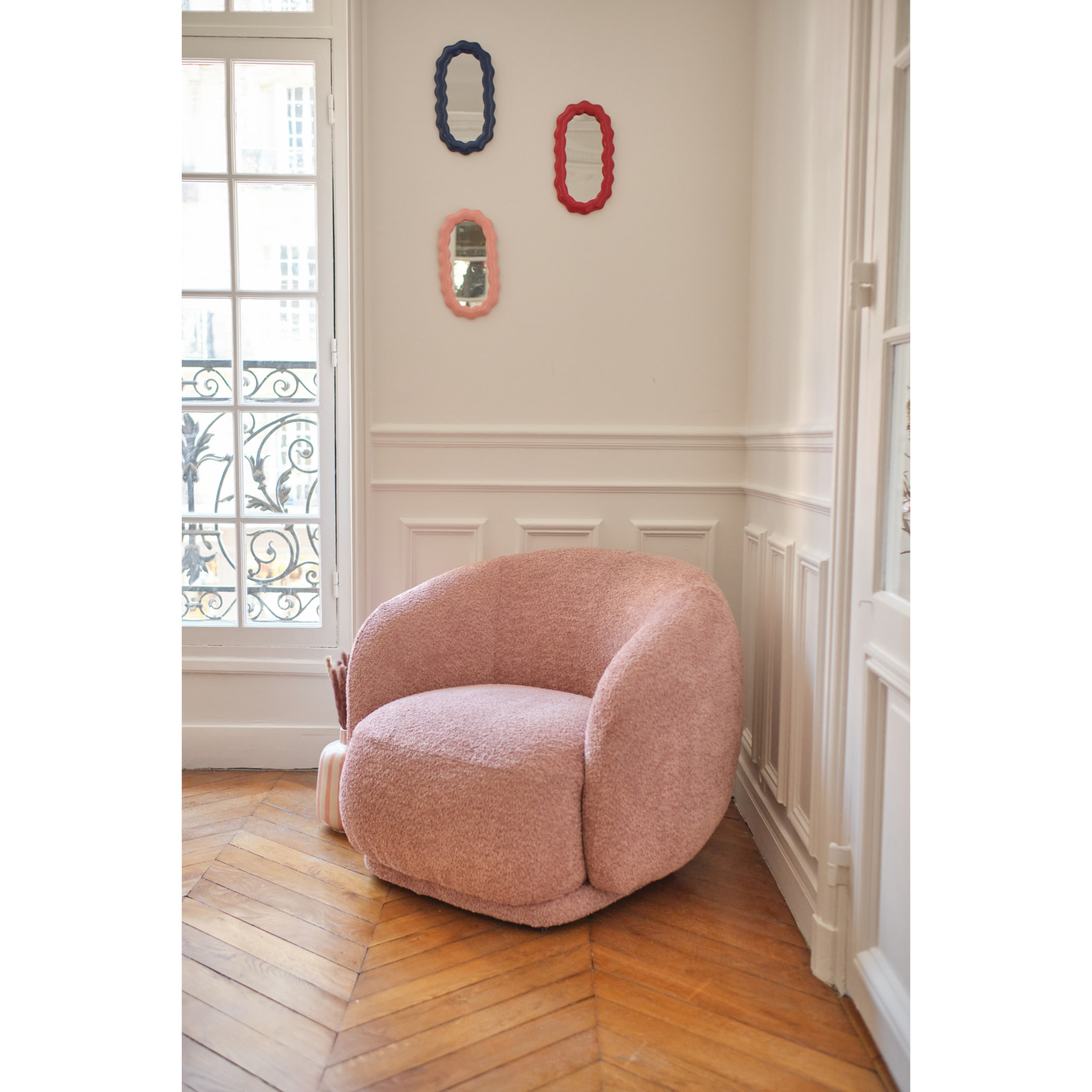 Brooklyn - Miroir mural ovale en céramique ondulée rose