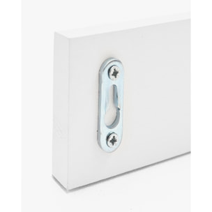 Colgador de pared de madera maciza en tono blanco de 26x5cm Alto: 5 Largo: 26 Ancho: 1.4