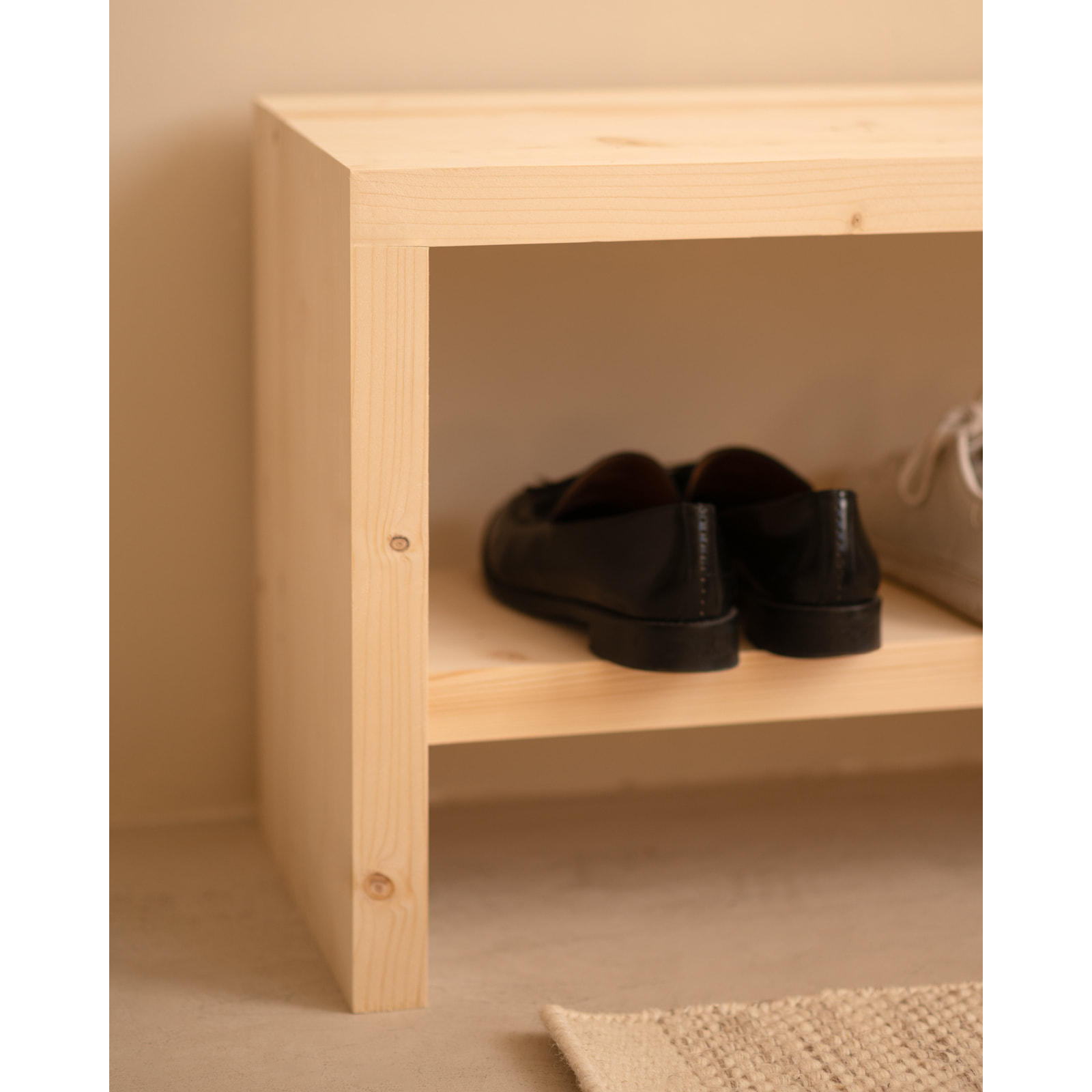 Banc à chaussures en bois massif ton naturel en différentes tailles