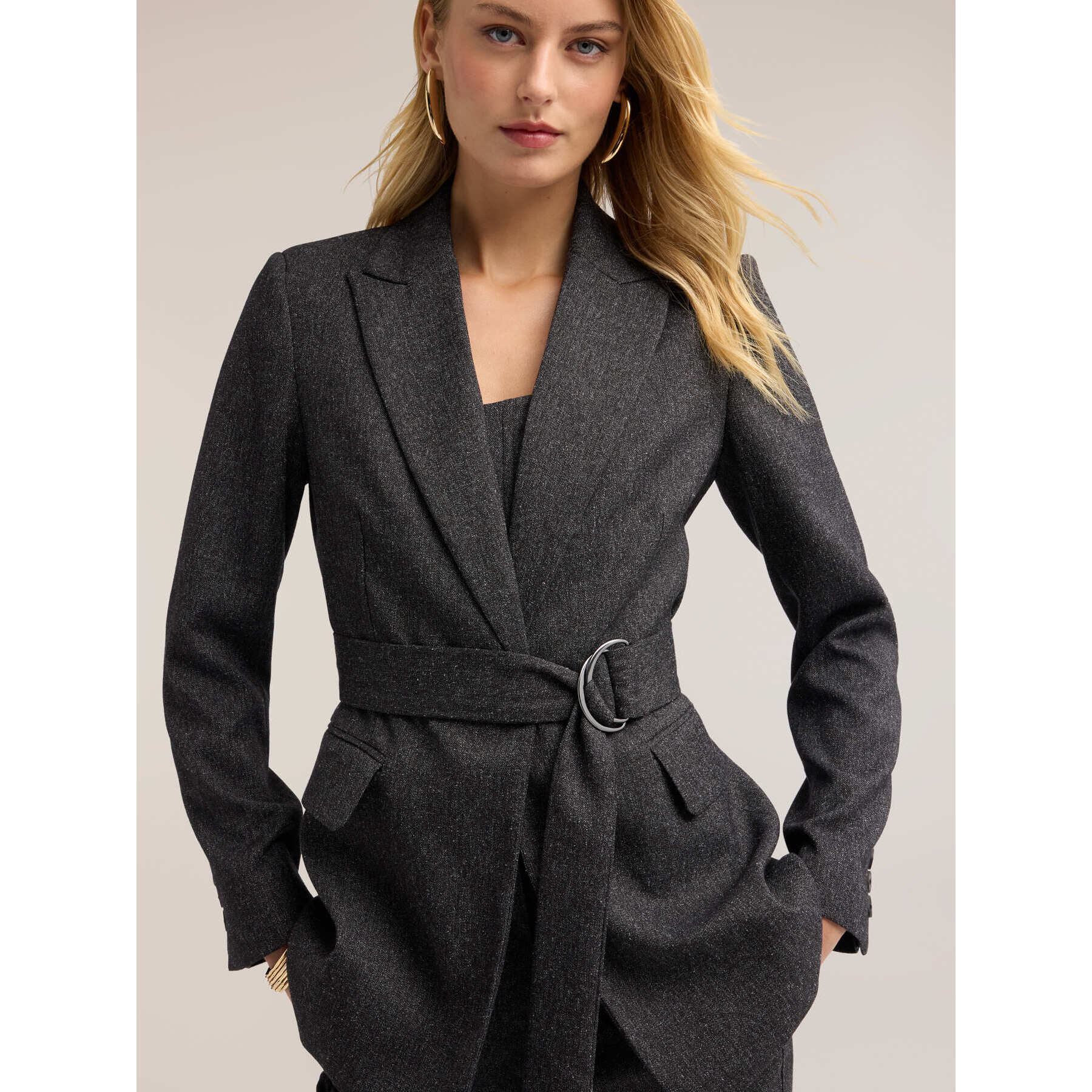 Motivi - Blazer in tweed con cintura - Grigio