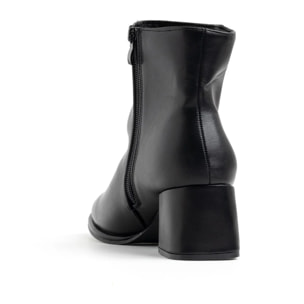 Tronchetto con punta squadrata - NERO