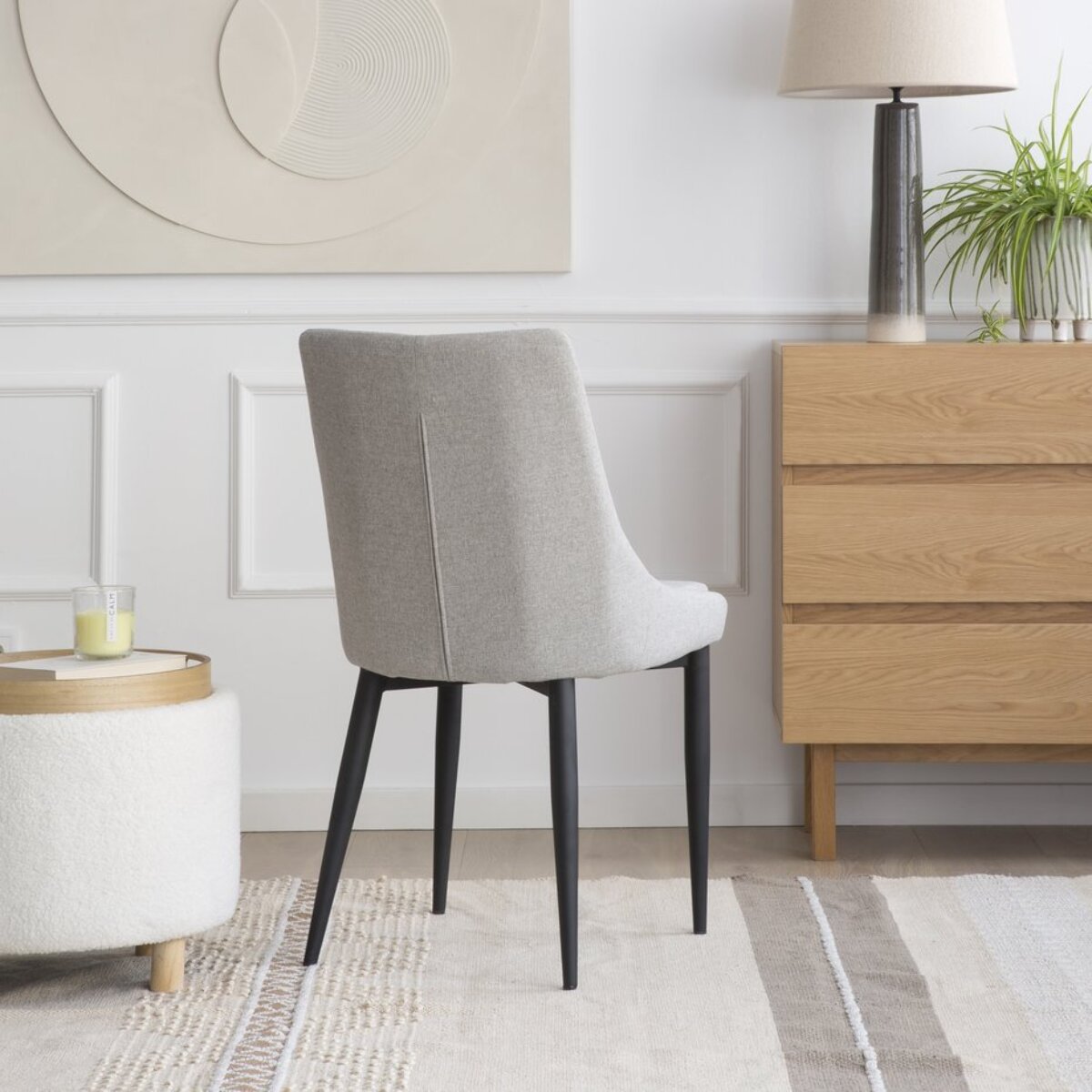 Chaise rembourrée Lauren -tapisserie et pieds métalliques-couleur gris 48 x 90 x 60 cm