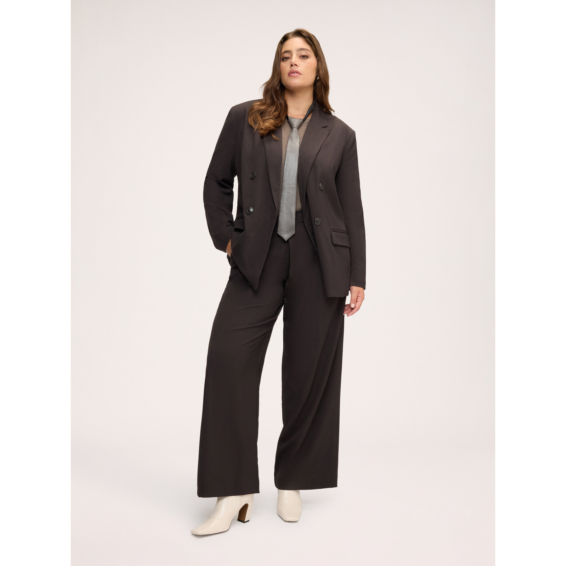 Fiorella Rubino - Blazer doppiopetto strutturata - Marrone