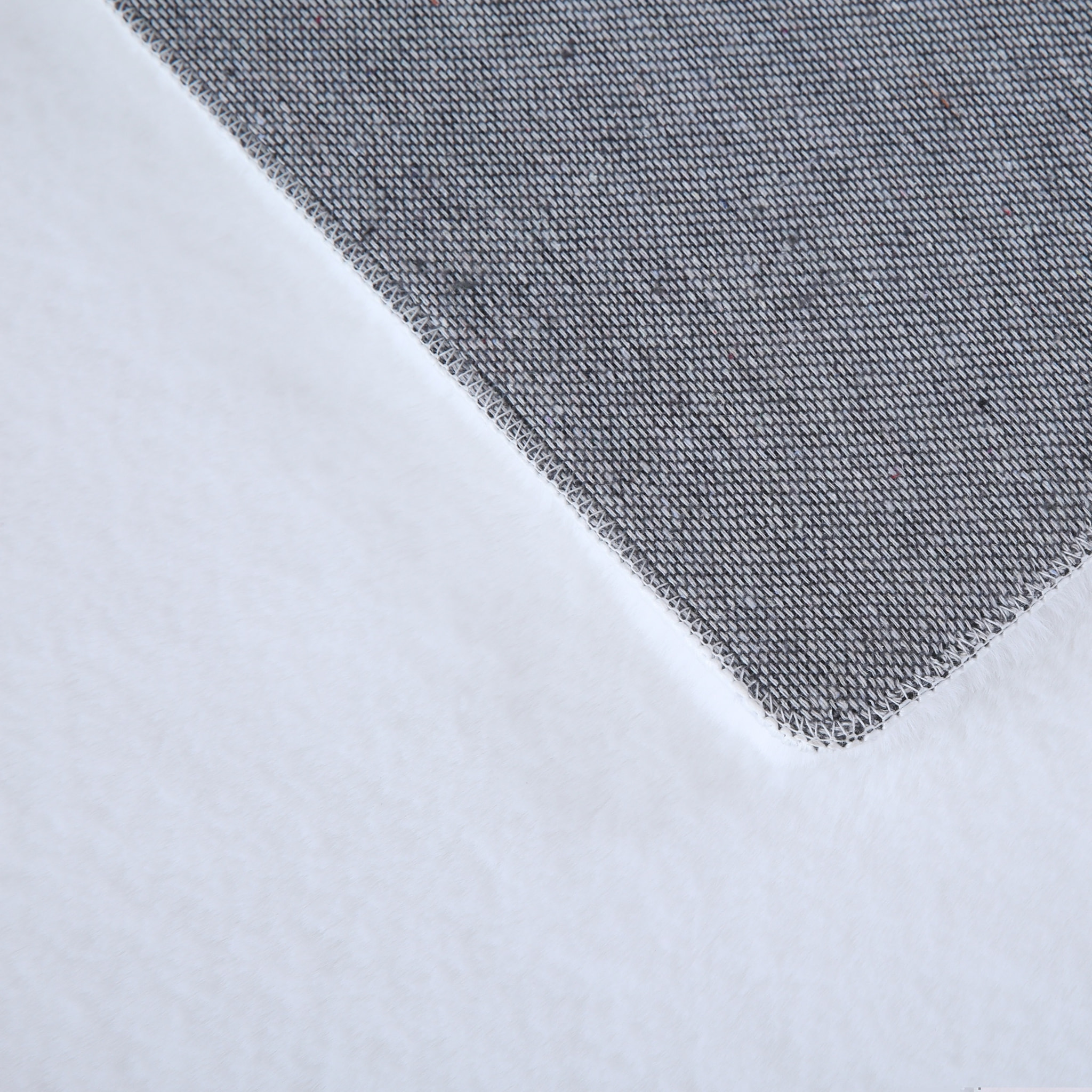 BARROW - Tapis en fausse fourrure doux uni Blanc