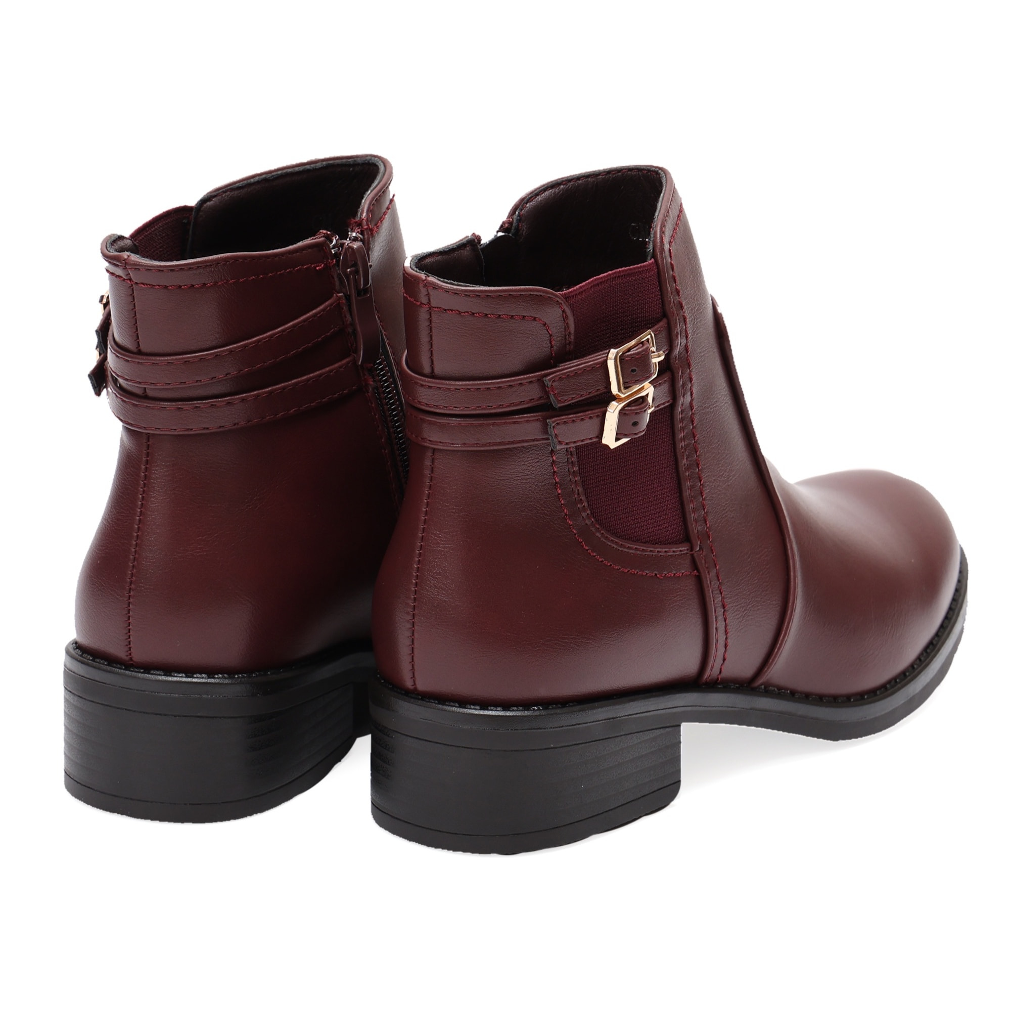 Stivaletti in simil pelle con fibbia dorata e elastico laterale