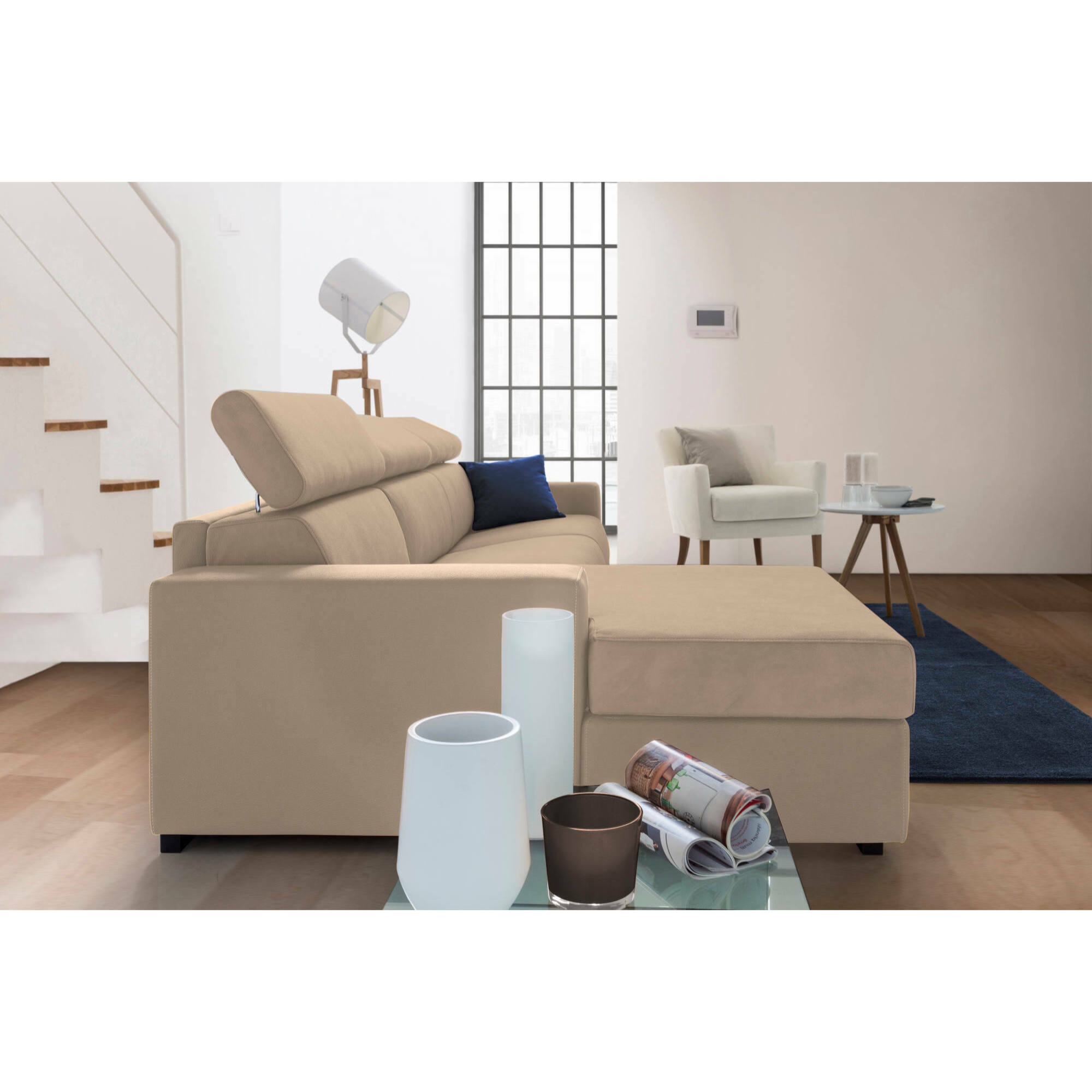 Divano fisso Eliana, Divano ad angolo, 100% Made in Italy, Sofà Soggiorno con chaise longue, in tessuto imbottito - Penisola contenitore Sinistra, con Braccioli slim, Cm 260x95h85, Beige