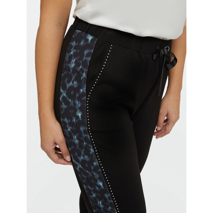 Fiorella Rubino - Pantaloni joggers con bordo animalier e punti luce - Nero