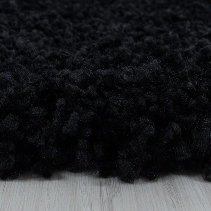 Tapis poils longs shaggy tissé motif uni RIBI
