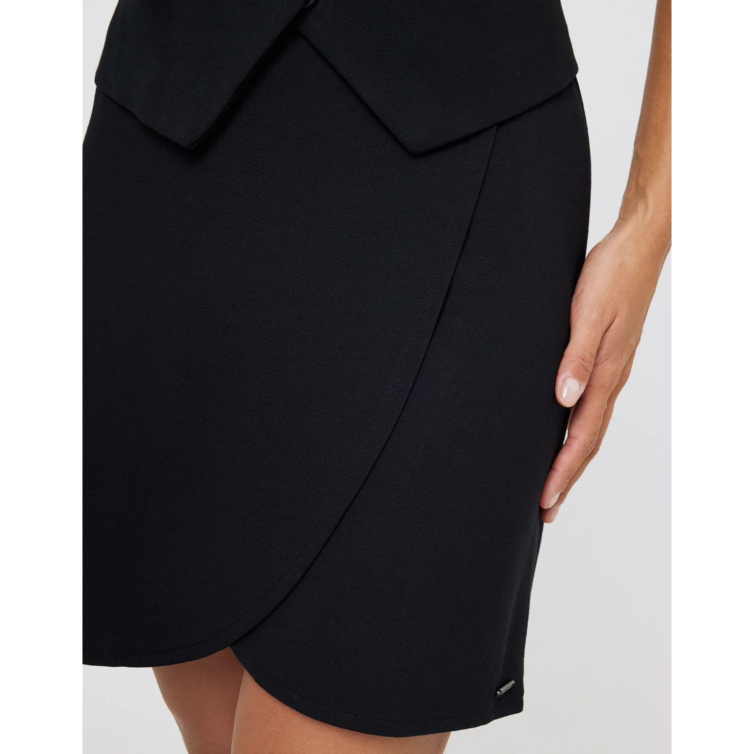 Falda Mini Negro - Cerile