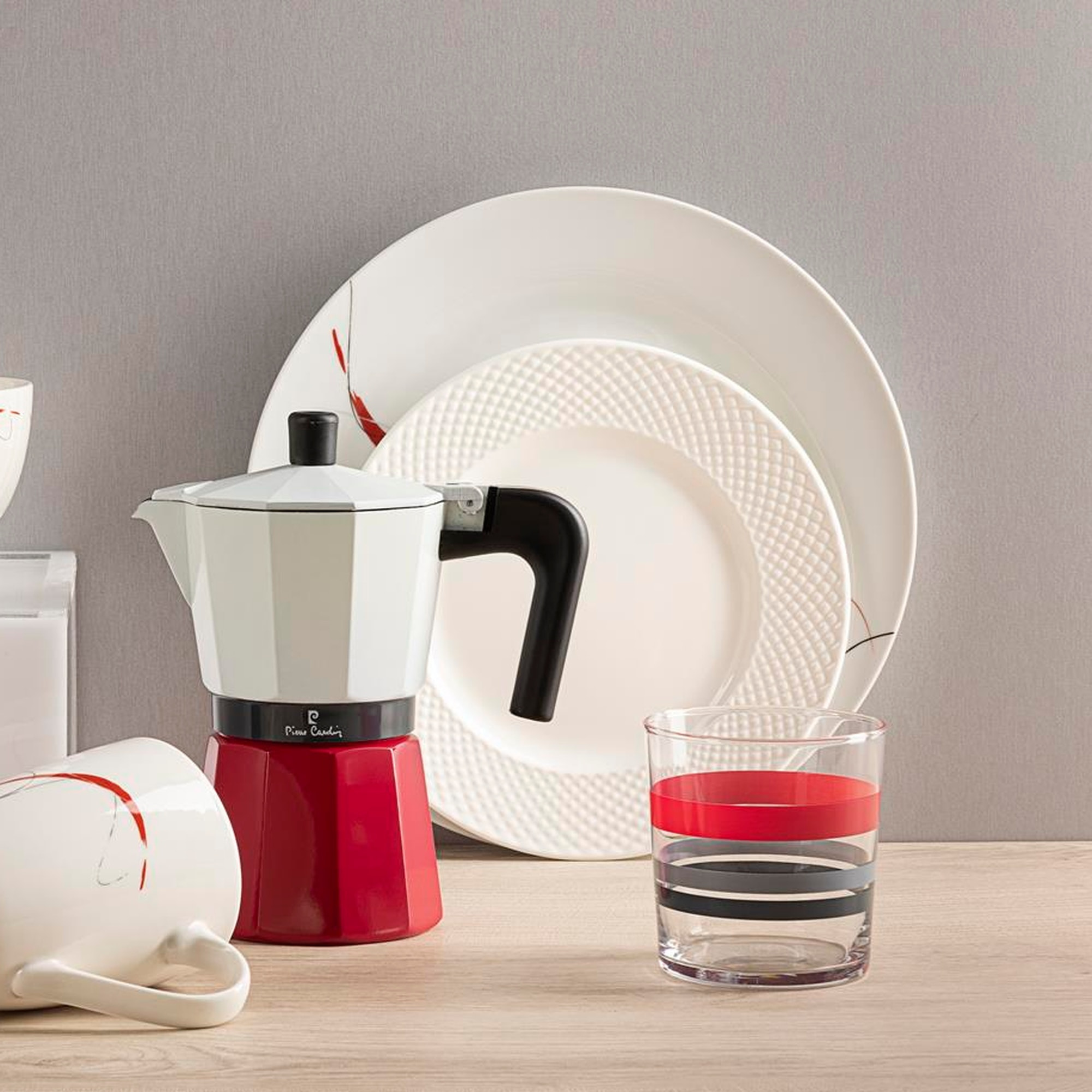 Set 4 vasos de 35cl Pierre cardin con diseño a rayas