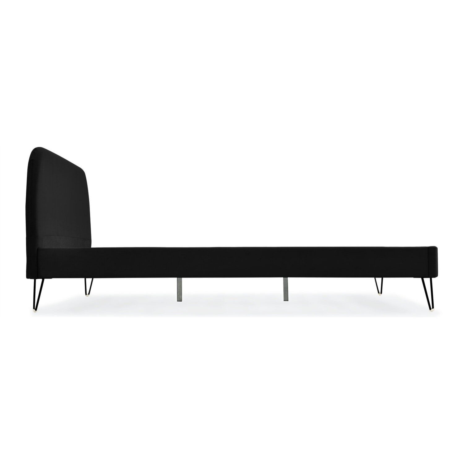 Lit 140 x 190 cm en velours noir et pieds noirs GARBERA