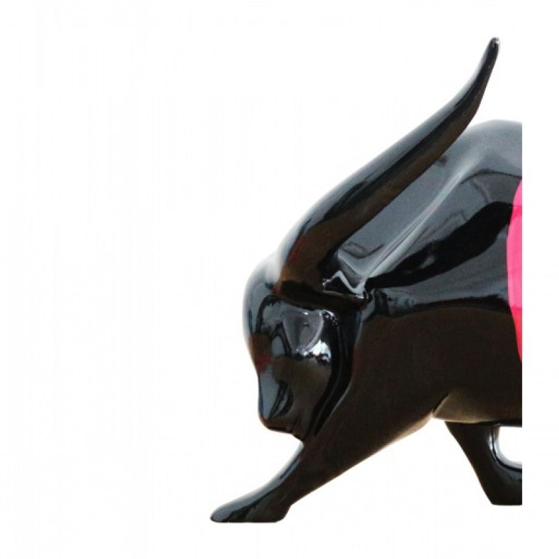 Statuette taureau noir et rose en résine H22cm - REAL