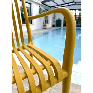 TIAGO - Lot de 2 fauteuils de jardin empilables en Polypropylène moutarde