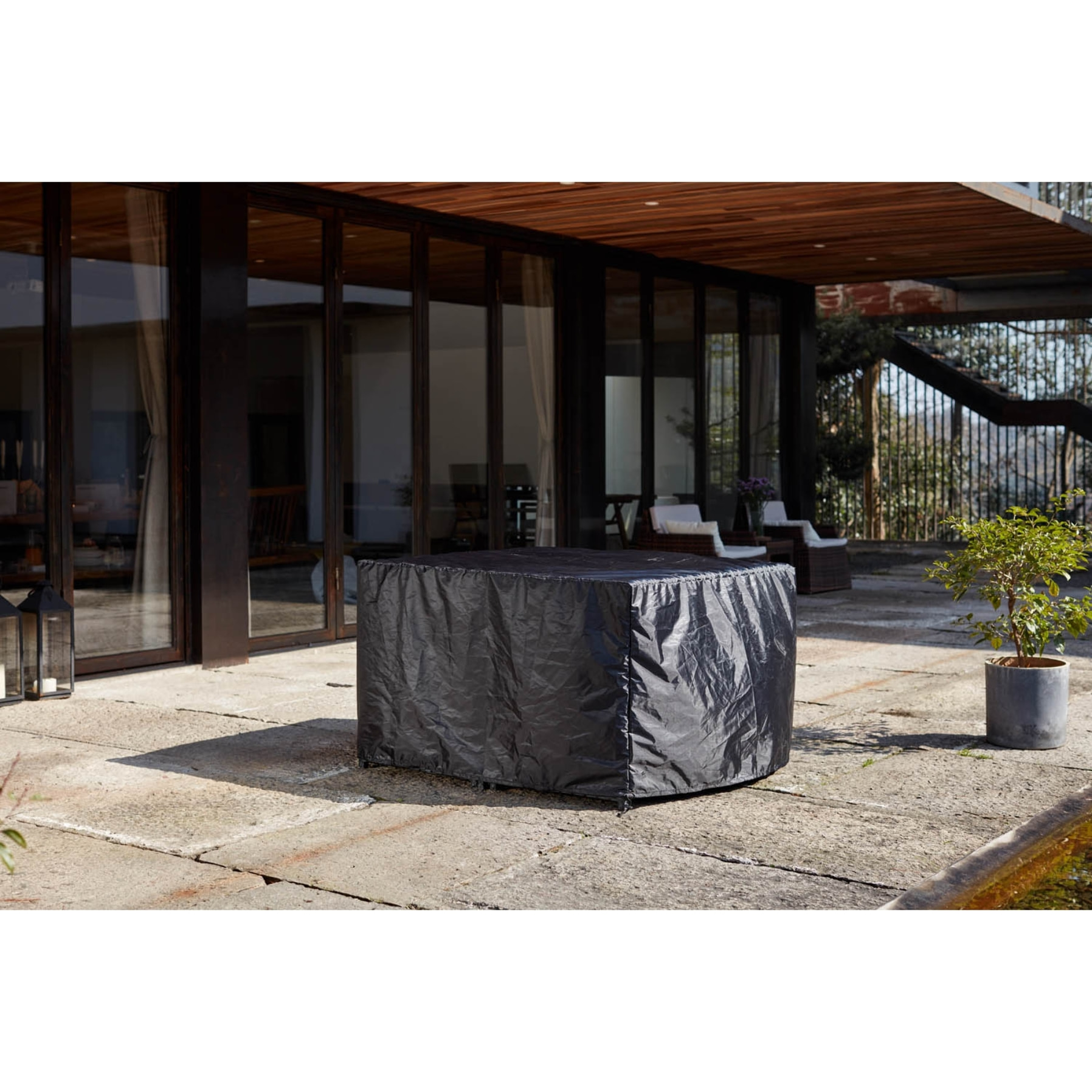 Salon de jardin 8 places noir-gris + housse de protection REGINA