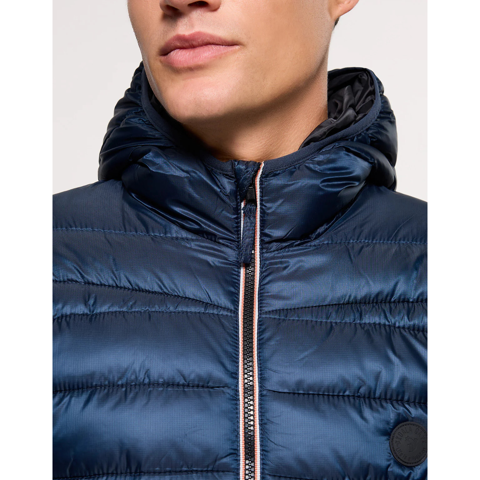 Chaqueta Azul Marino con Capucha - Tuck