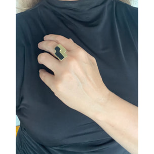 Anillo Escala en dorado con laca negra