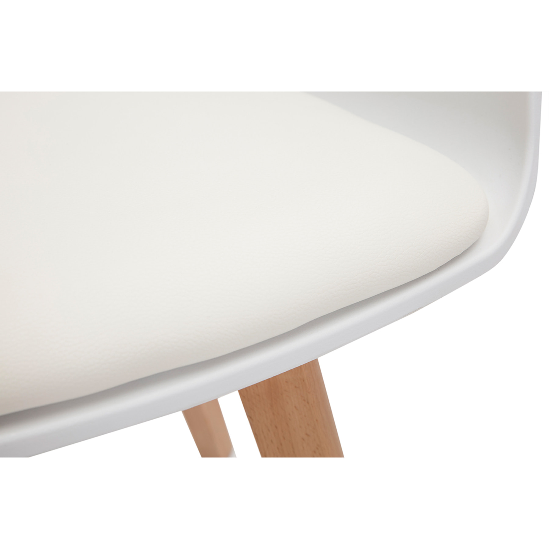 Chaise scandinave blanche et bois clair massif PRISMA