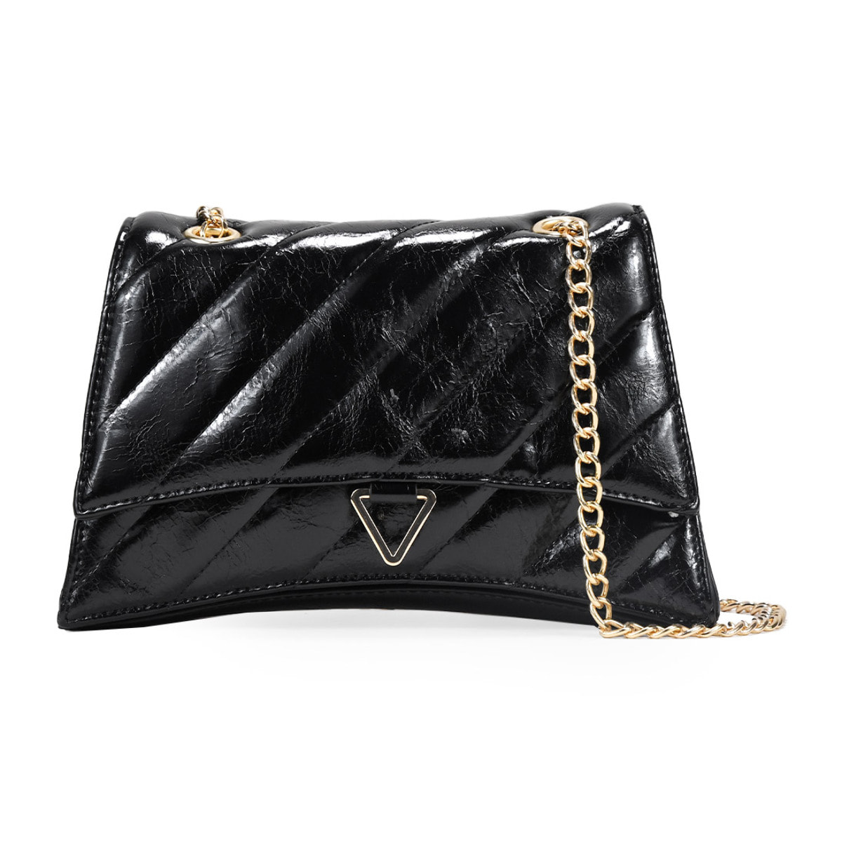 Bolso de hombro negro con solapa y cadena