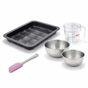 Set de 5 ustensiles de pâtisserie moule à gâteaux bols spatule et verre doseur Black mettallic Black mettallic Zenker  Black mettallic