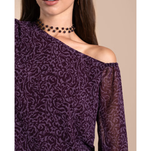 Blusa de escote asimétrico con hombro al descubierto