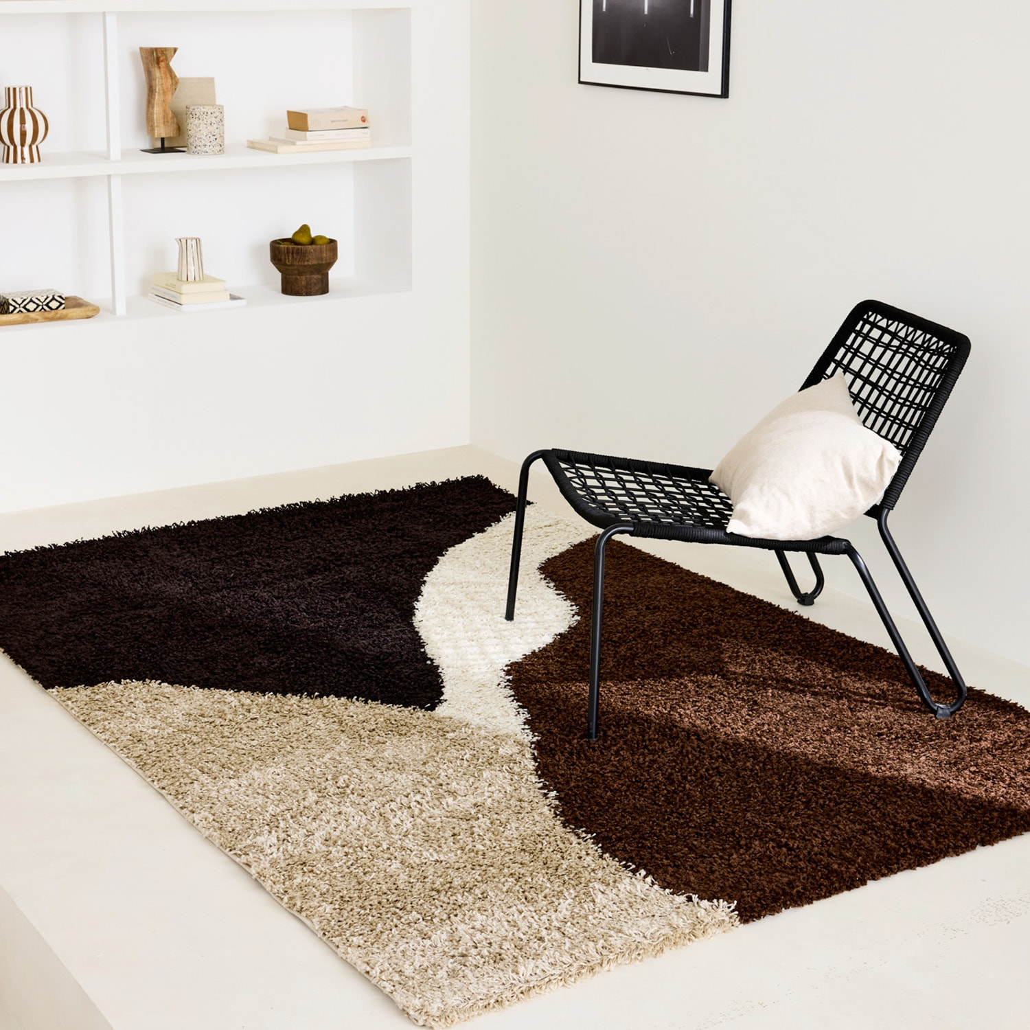 Tapis intérieur shaggy motifs géométriques beige, marron, noir OMAR